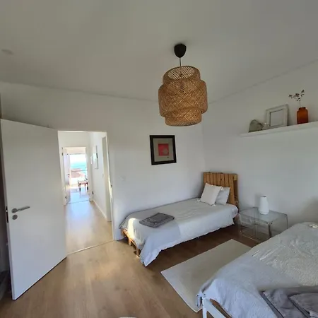 Nyaraló Ribavilla Surf House *